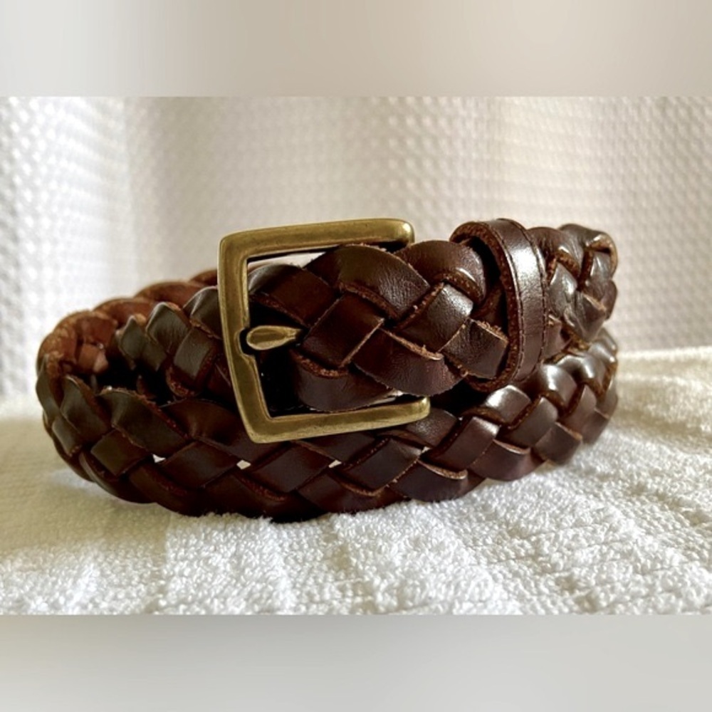Women’s GAP genuine leather cognac brown‎ breaded belt size XL fits like M